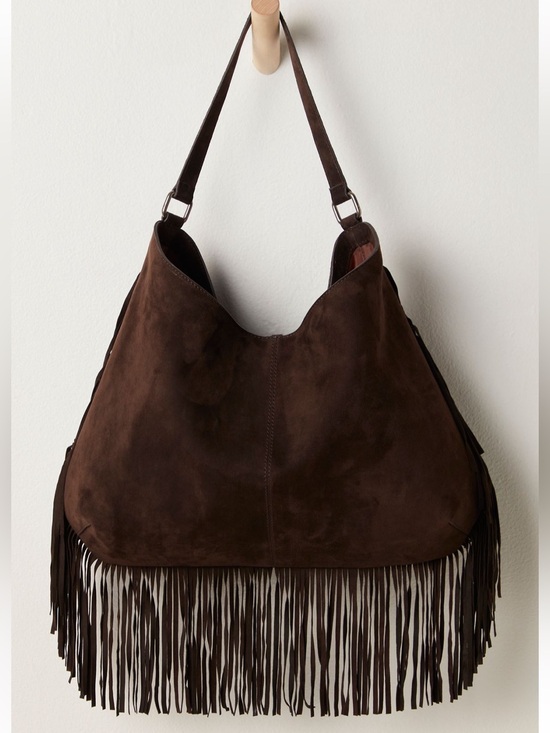 Free People Handbags - NWT Free People Finn Suede Fringe Shoulder Bag w/ Included Bag Charm